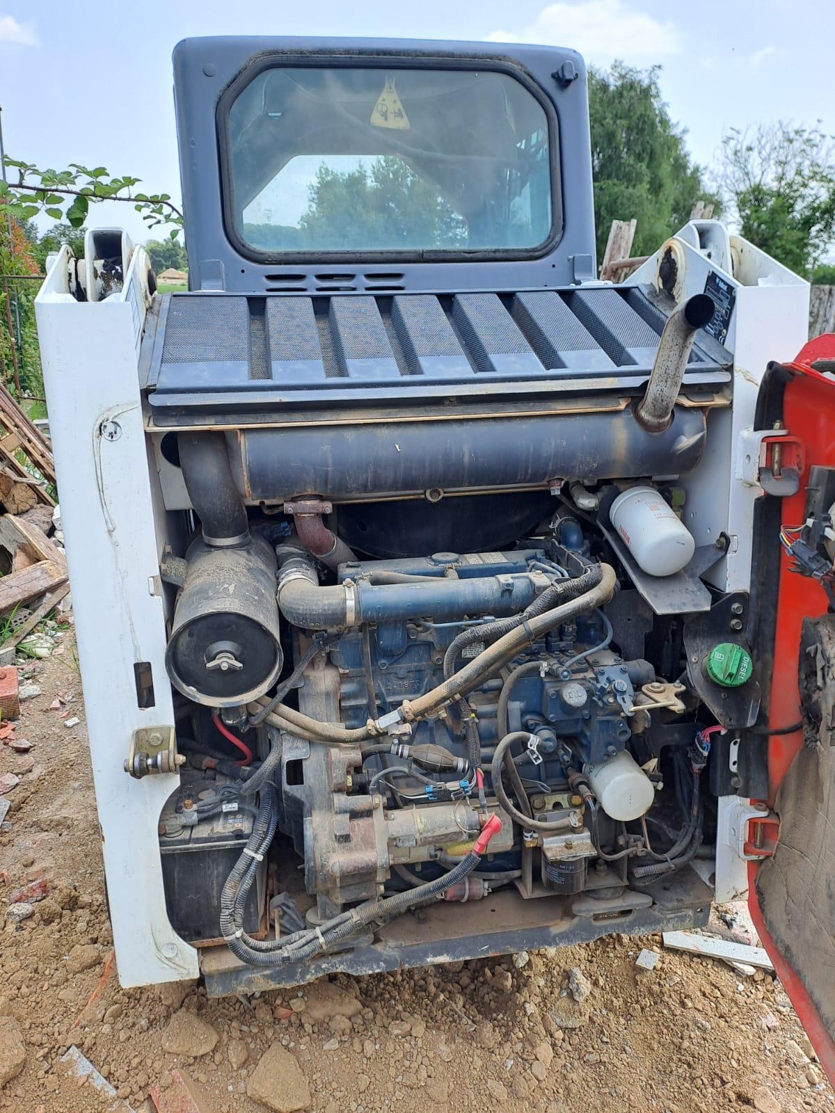 Mini utovarivač Bobcat 140
