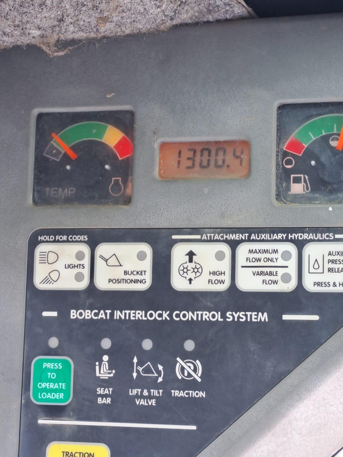 Mini utovarivač Bobcat 140