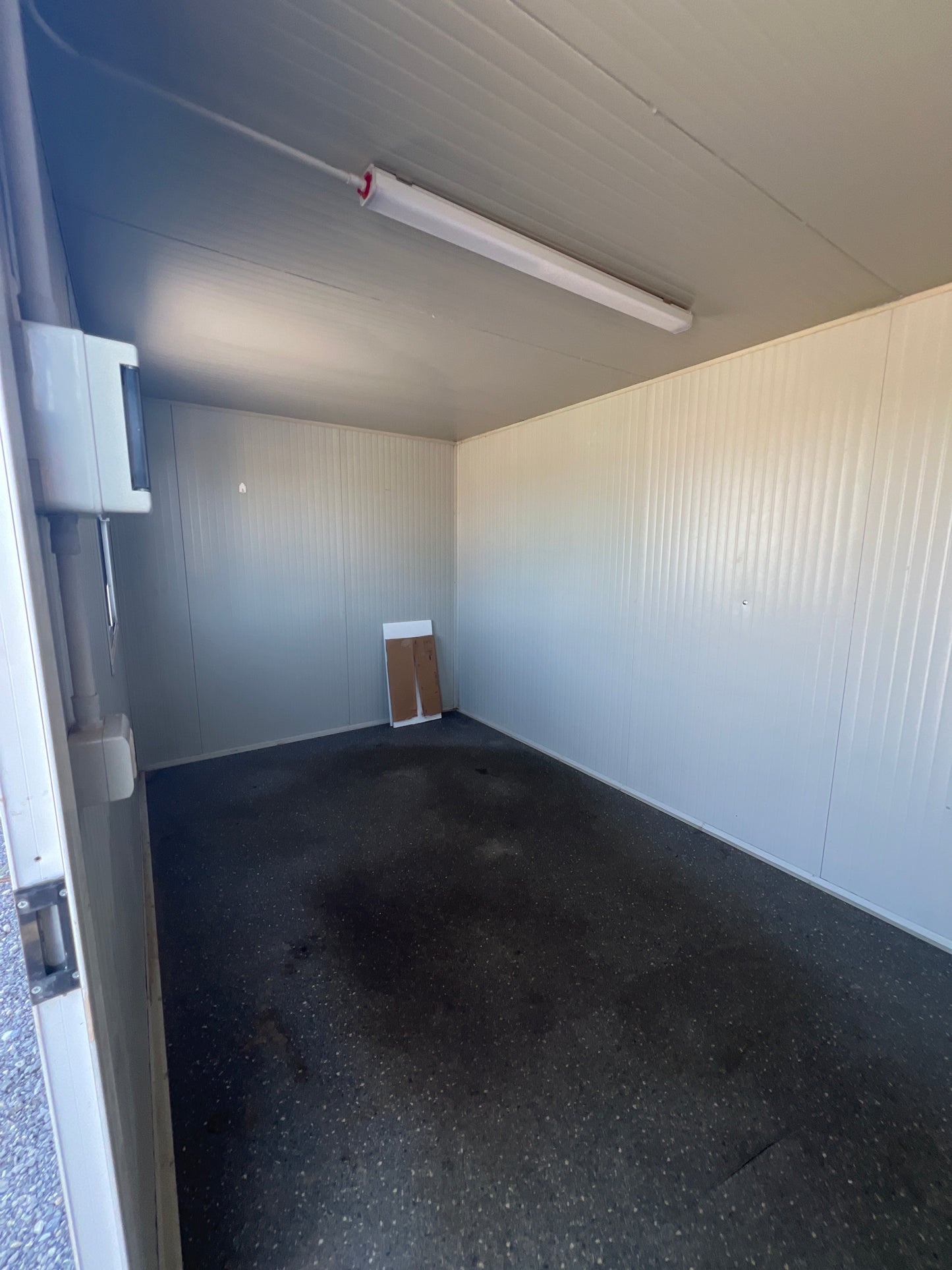 Rabljeni kontejner sa klimom 490x240x230