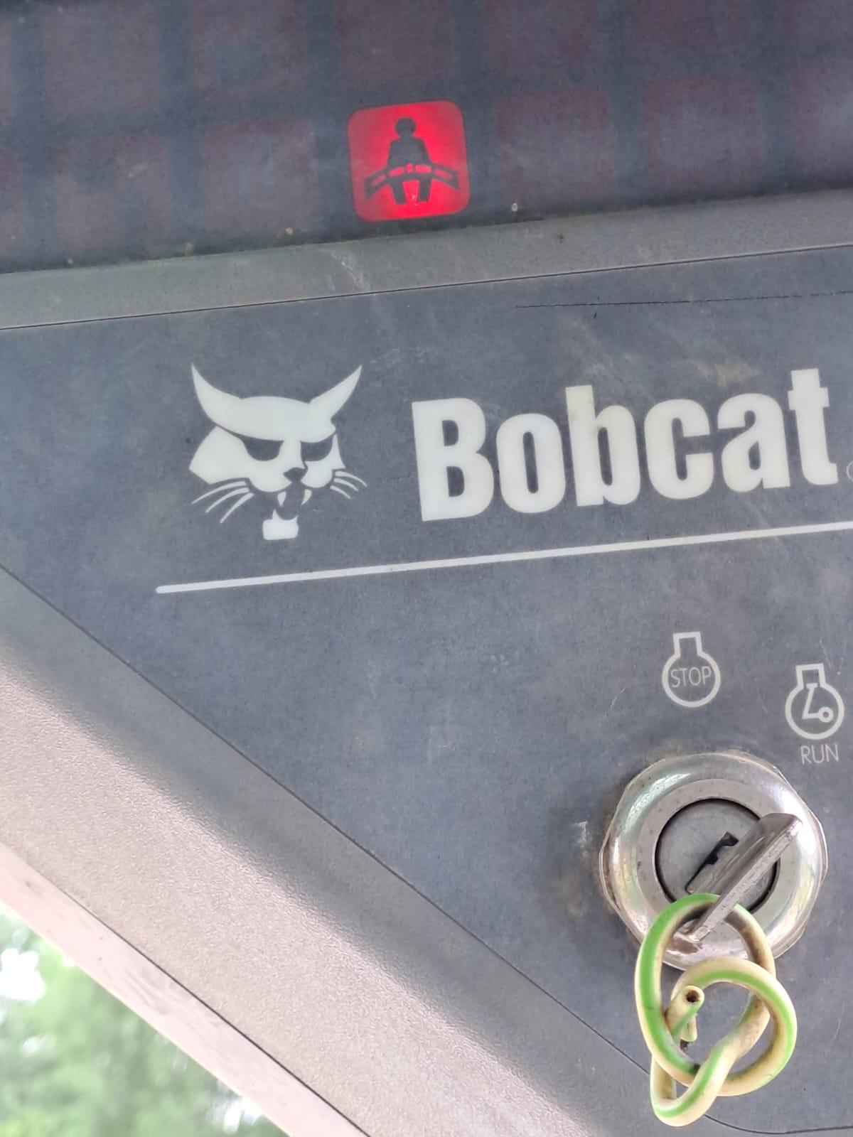Mini utovarivač Bobcat 140