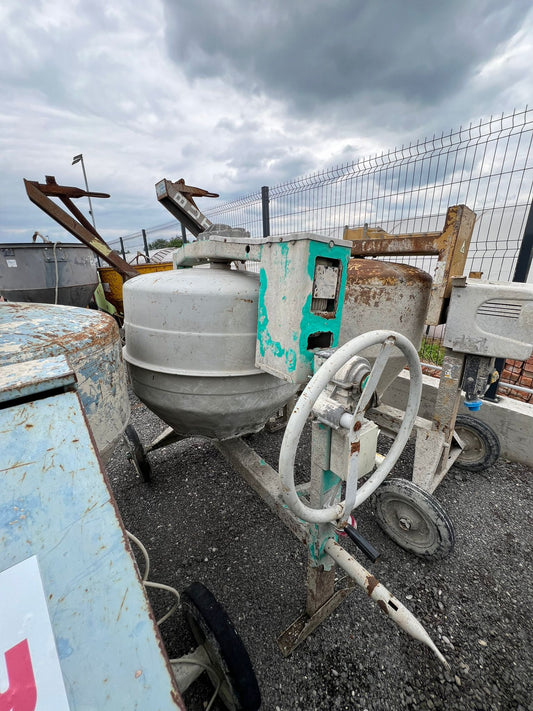 Betonske miješalice rabljene - 300 litara