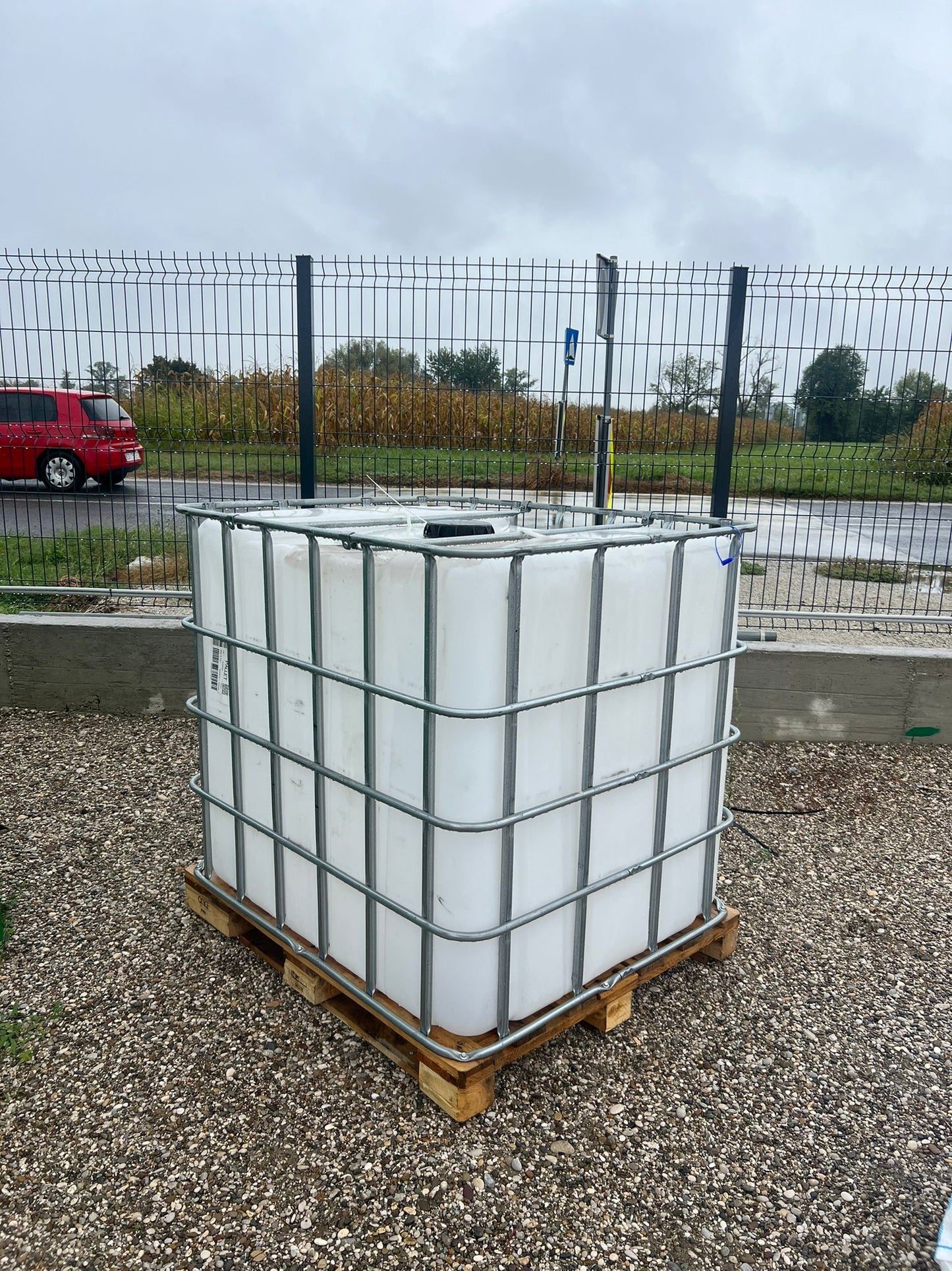 Rabljeni spremnik za AdBlue - 1000 litara