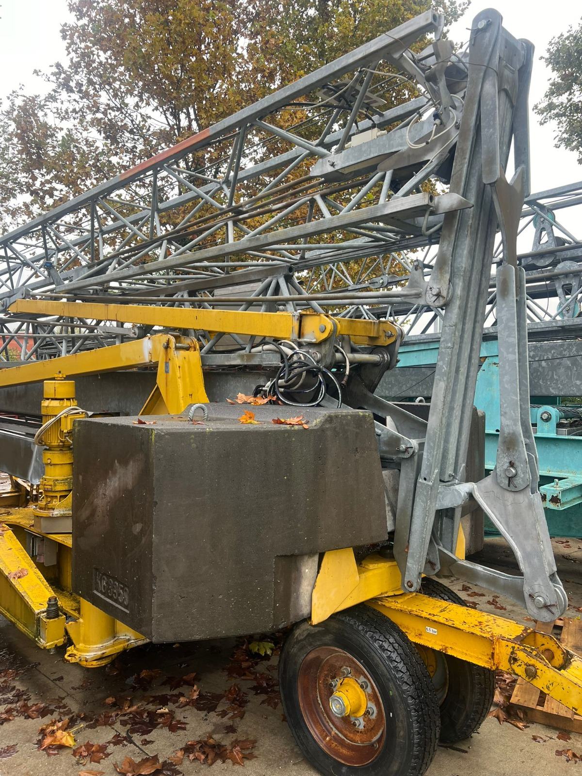 Toranjski građevinski kran – COMEDIL Terex CBR 32H-4