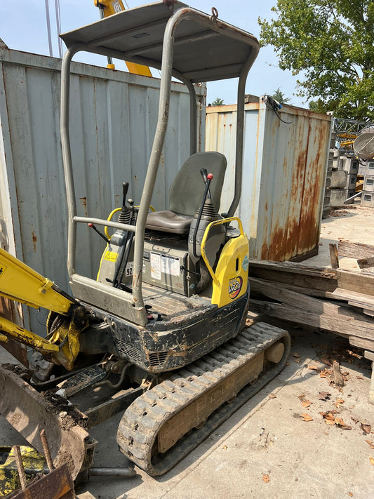 Mini bager Yanmar global VIO15-2A rabljeni