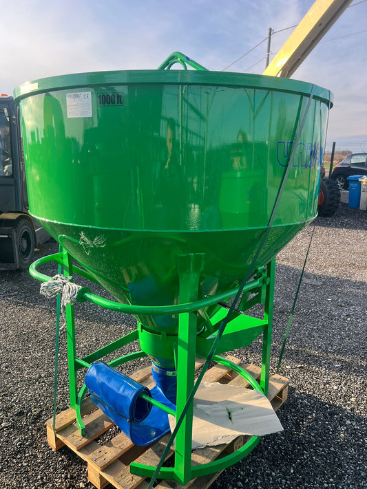 Kibla za beton sa centralnim istovarom i gumenim crijevom