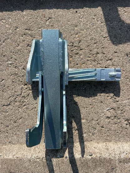 Spojnice za zidnu oplatu kompatibilne Peri Trio