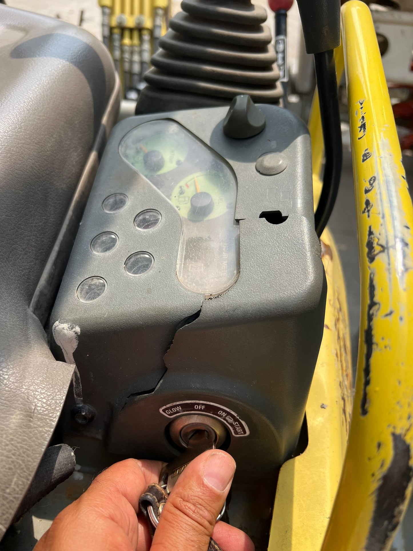 Mini bager Yanmar global VIO15-2A rabljeni