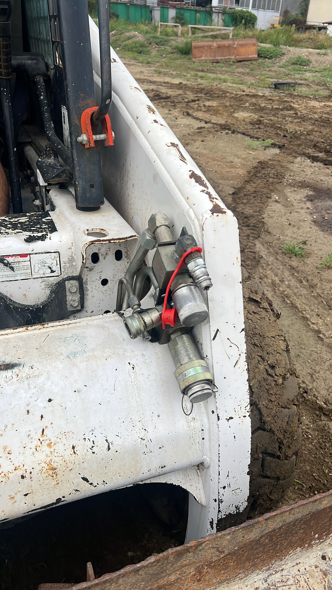 Mini utovarivač Bobcat 853H