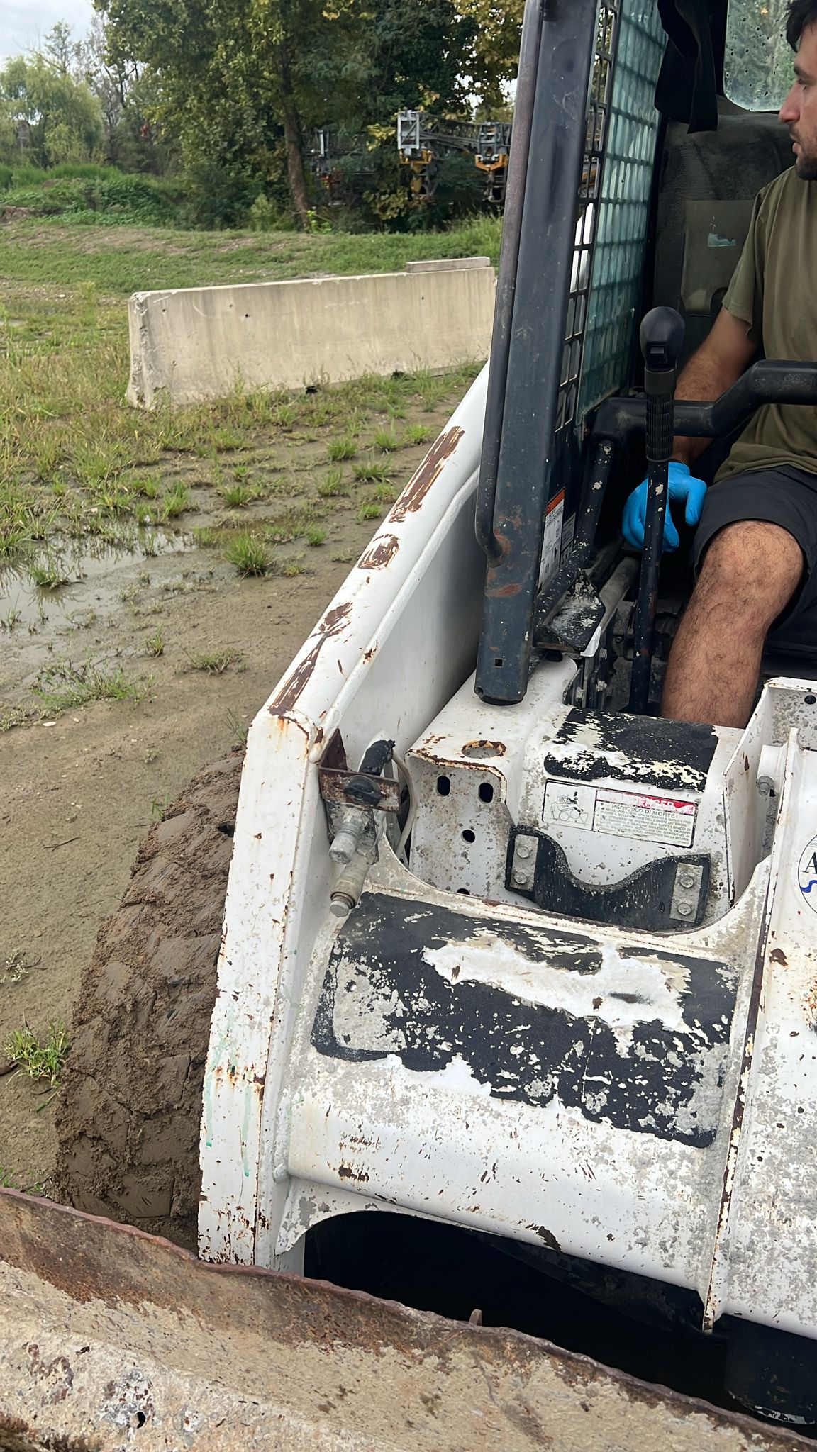 Mini utovarivač Bobcat 853H