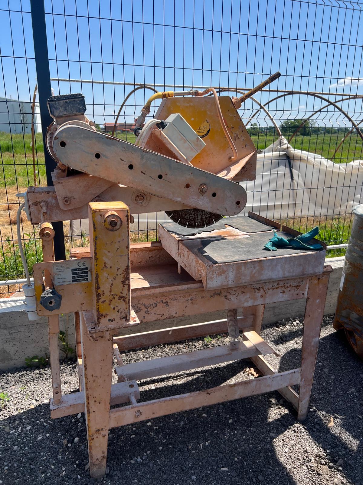 Rezalica za ciglu / cirkular / clipper - rabljena