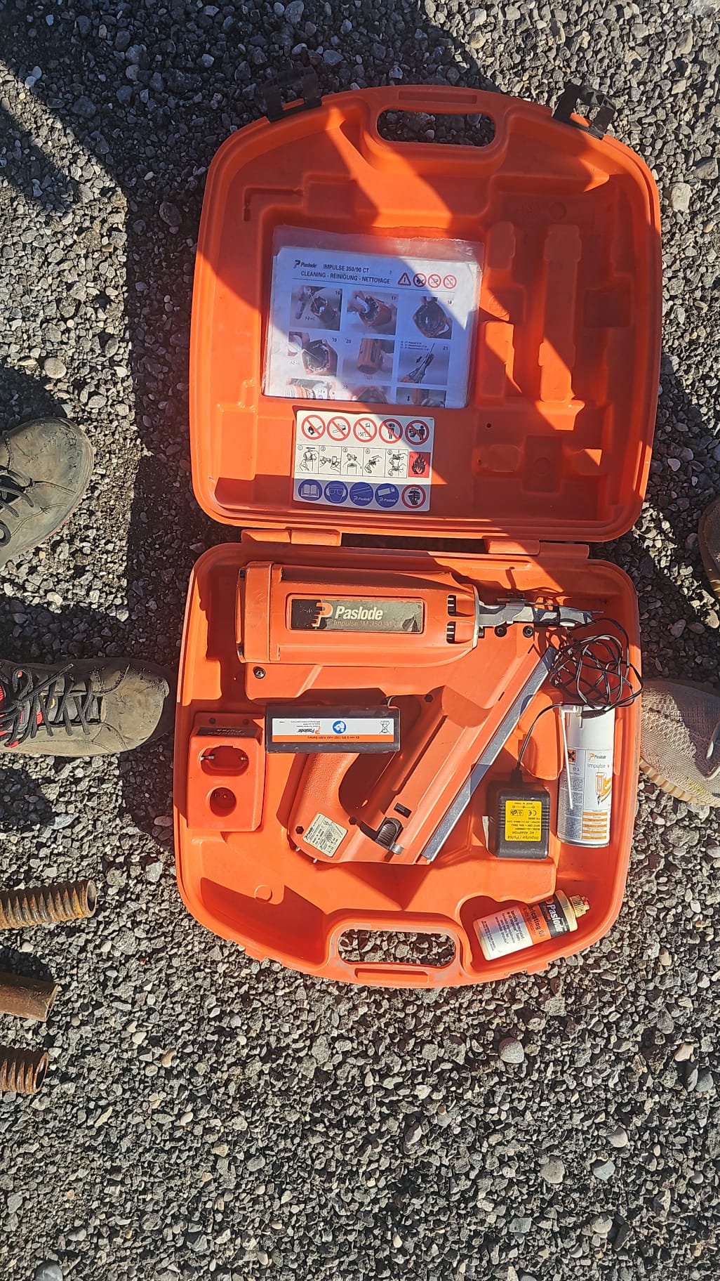 Pištolj za čavle (čavlerica) rabljeni