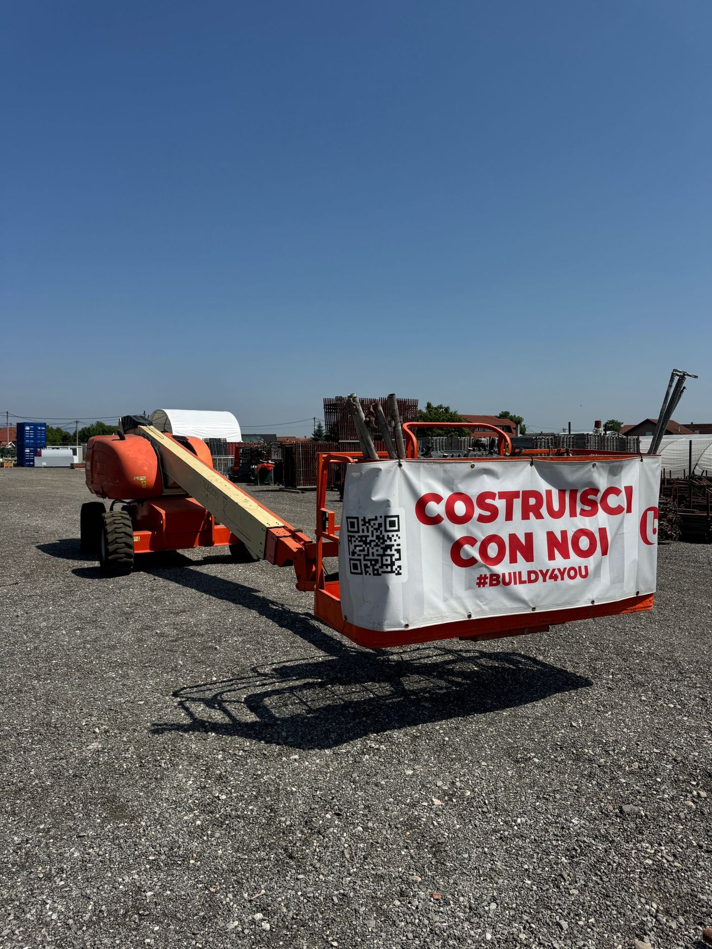 Radna platforma JLG 660S