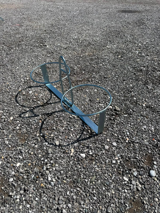 Metalni nosač za 2 kante za građevinsku dizalicu