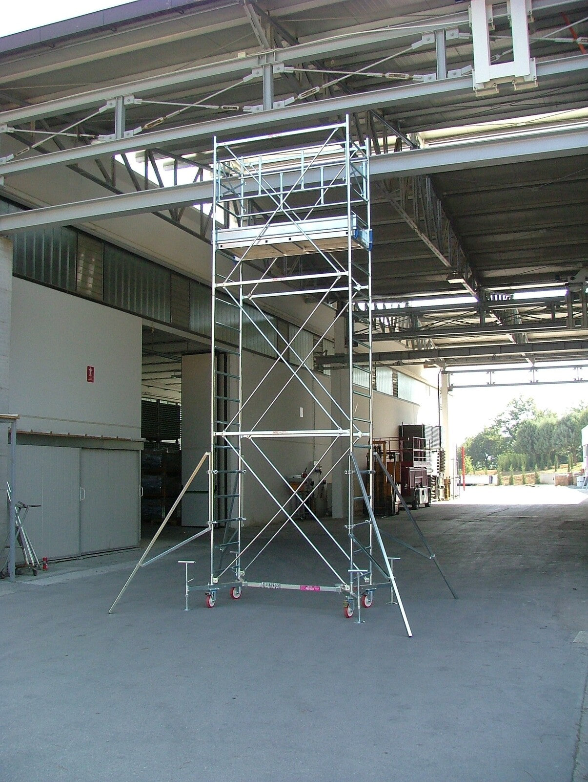 Mobilna skela 75x165 8,10 m - fotografija